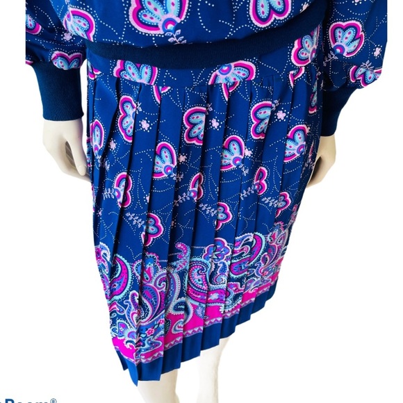 Stuart Allen Vintage 2 Piece Pleated Skirt Set - Picture 10 of 11